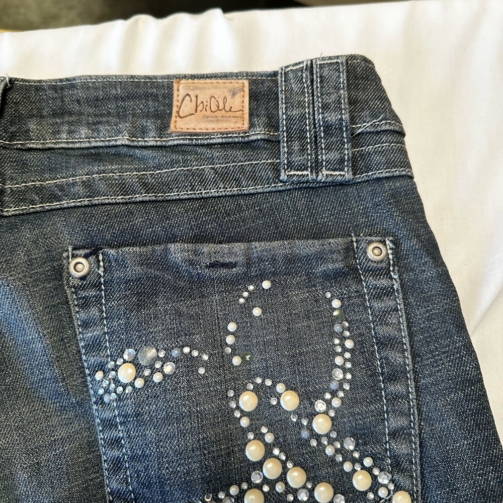CHIQLE WOMAS DENIM BELL BOTTOMES W RHINESTONES ON BACK POCKETS SZ 11 - Picture 4 of 12
